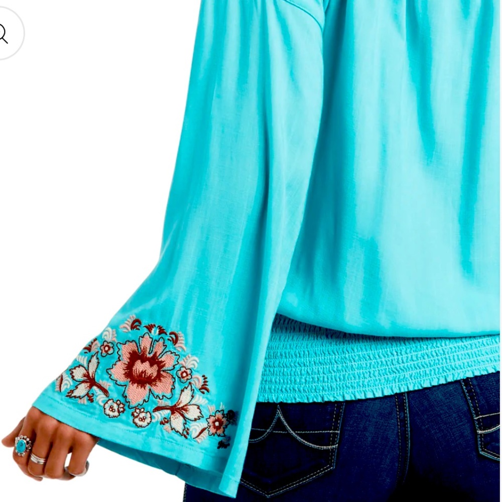 ARIAT Romantic Bell Sleeve w/Floral Embroidery - NWT Chica del Valle (Amazonite)